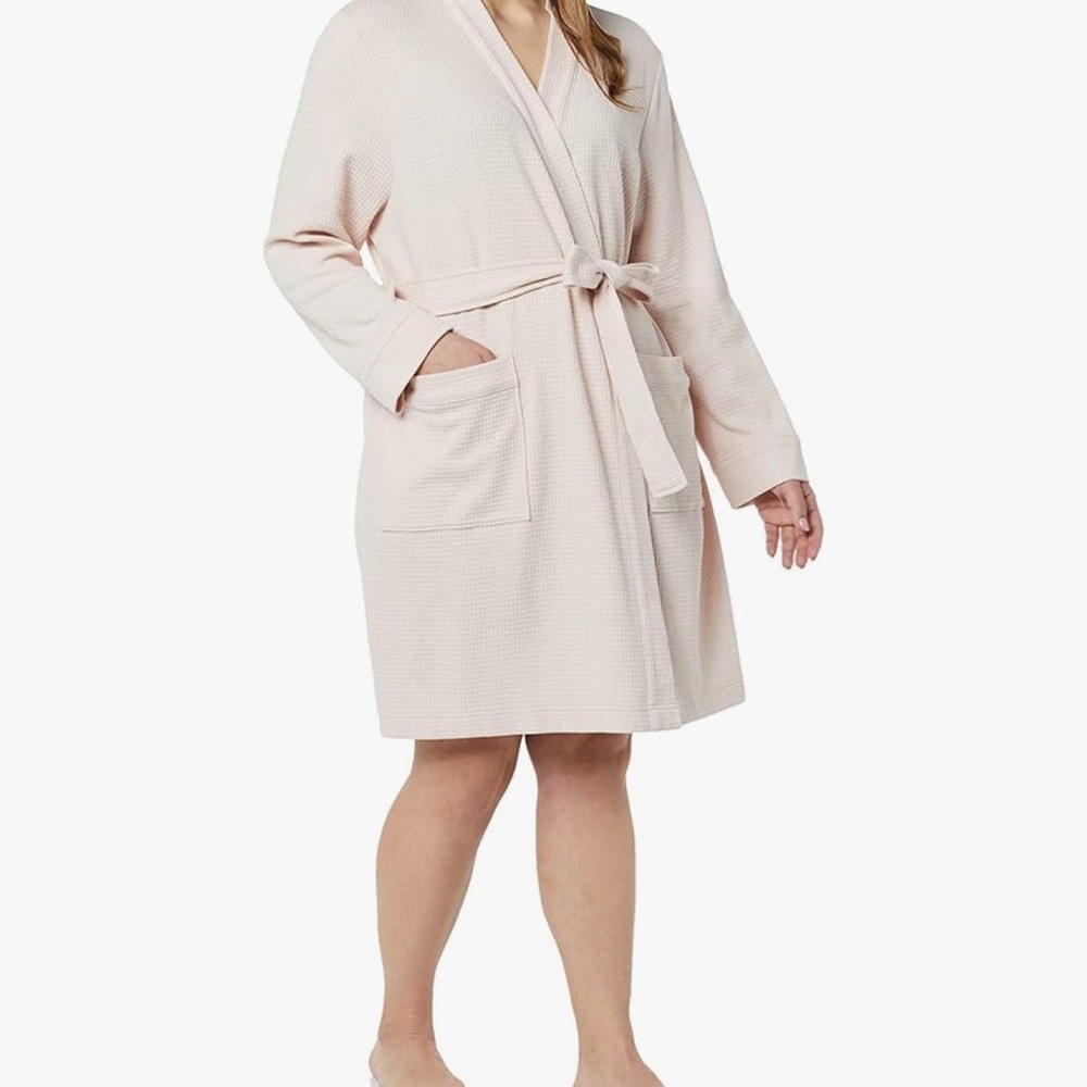 Amazon Essentials Blue and White Cozy Robe - Picture 4 of 10